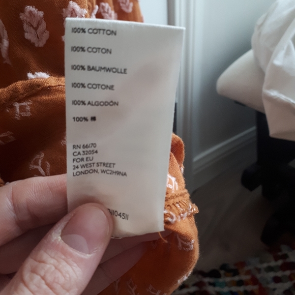 Small pilcro blouse from Anthropologie - Picture 7 of 7